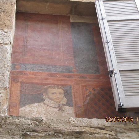 Antica Corte, Bilocale Nel Centro Storico Di Como Apartment Bagian luar foto
