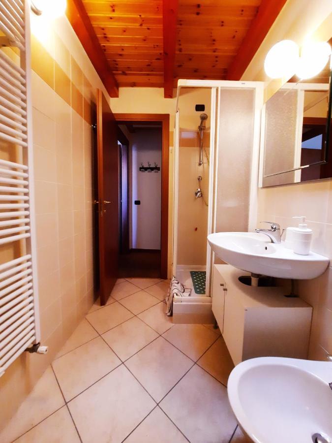 Antica Corte, Bilocale Nel Centro Storico Di Como Apartment Bagian luar foto