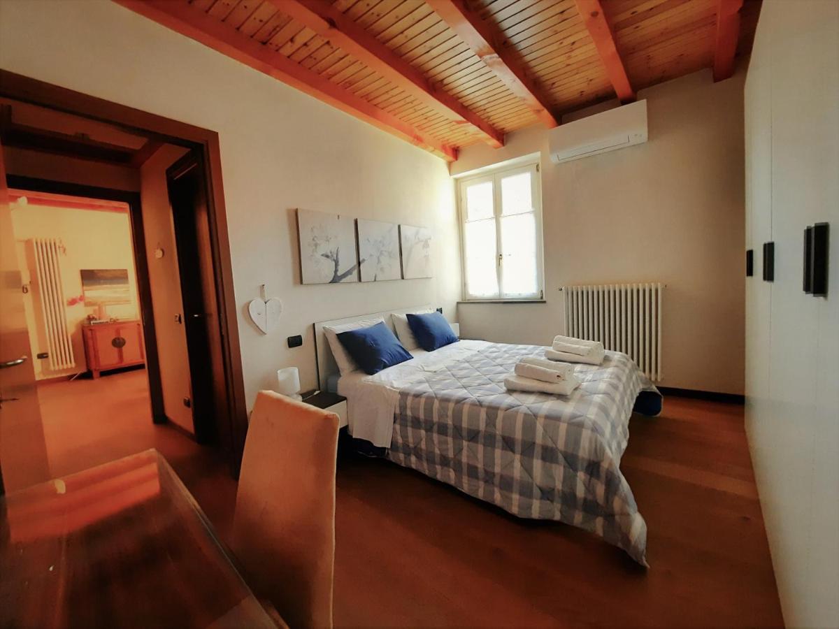 Antica Corte, Bilocale Nel Centro Storico Di Como Apartment Bagian luar foto